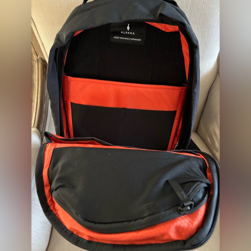 Alpaka Metro Backpack 12L - Picture 7 of 11